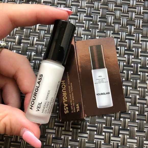 Hourglass Other - Hourglass veil mineral primer